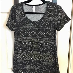 NWOT LuLaRoe Classic Tee —XS